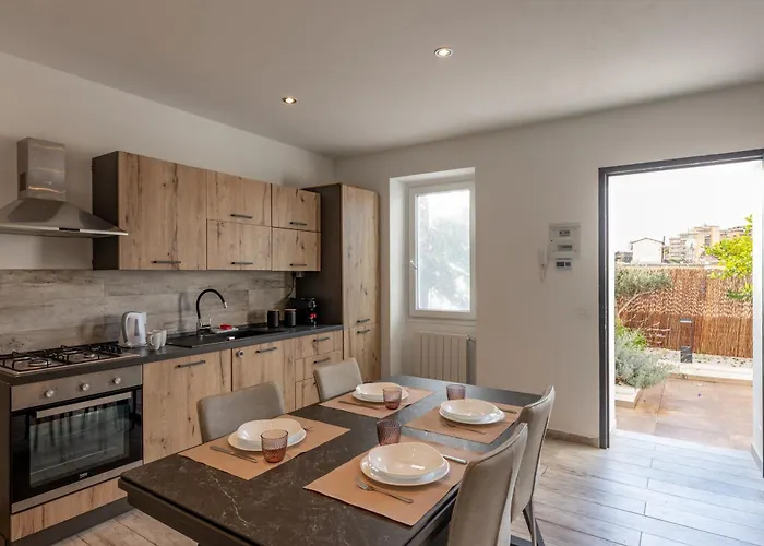 Casa Limone - With Private Courtyard *