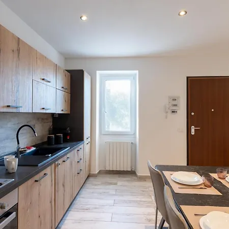 Appartement Casa Limone - With Private Courtyard San Remo