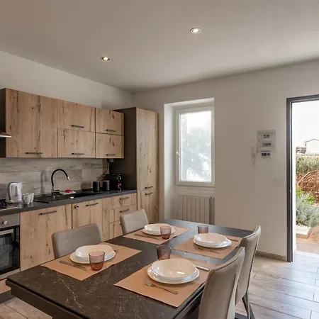 Casa Limone - With Private Courtyard *