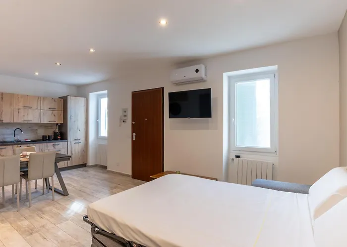 Casa Limone - With Private Courtyard * Sanremo